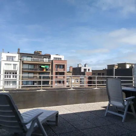 Roof With Large Sun Terrace In Appartamento Middelkerke